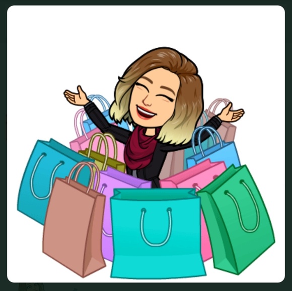 Meet your Posher, Heather - Picture 1 of 1